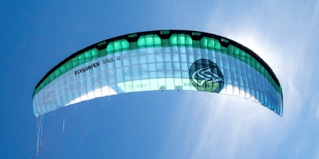 Flysurfer soul foil kite